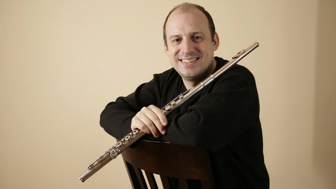 INTERNATIONAL ARTIST SERIES - Patrick Dillery