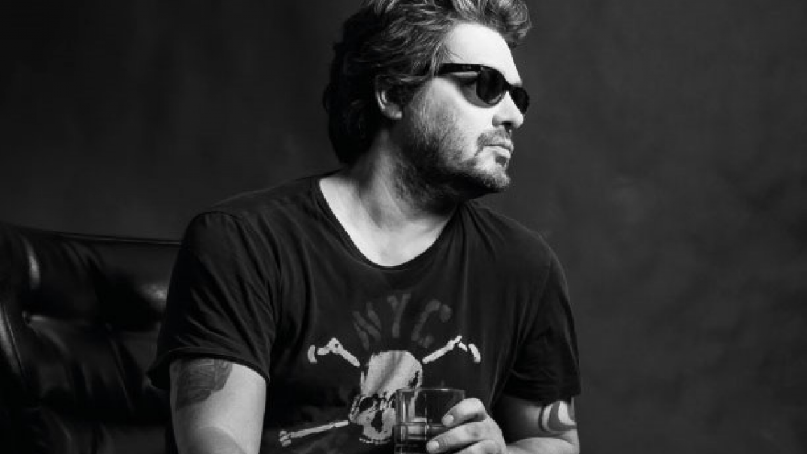 Papillon, Raconteur Rock