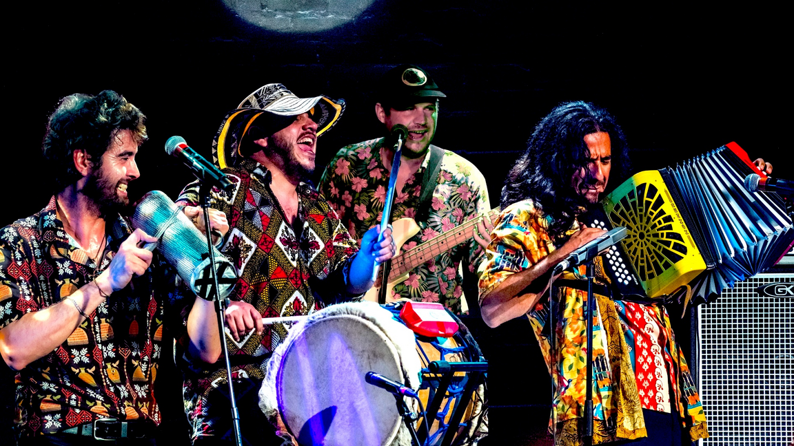 BABEL MUSIQUES 2026 - LESS TOCHES - La Cumbia SVP /CABARET JUSTE-LÀ