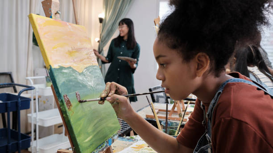 Ruche d'art  intergénérationnelle ( ados et adultes) Tous les mardis du 30 juin au 18 aout , 11h-16h ( accès libre)