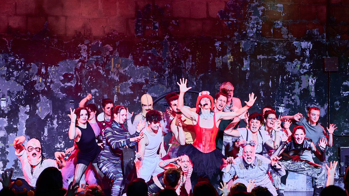 Cabaret Carmagnole : 25 ans de cirque psychomagique !