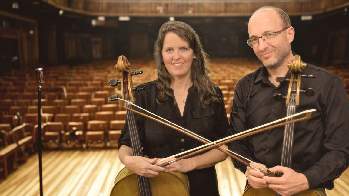 DEUX VIOLONCELLES