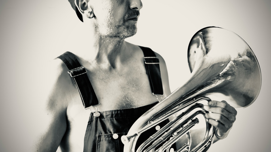 Bernard Adamus en trio