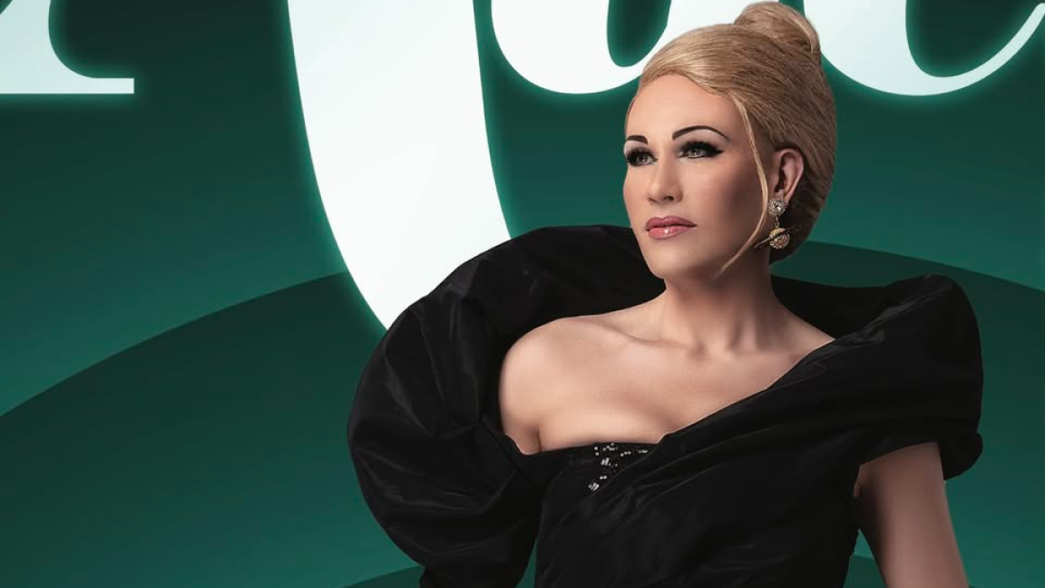 JIMMY MOORE personnifie ADELE Cabaret Mado