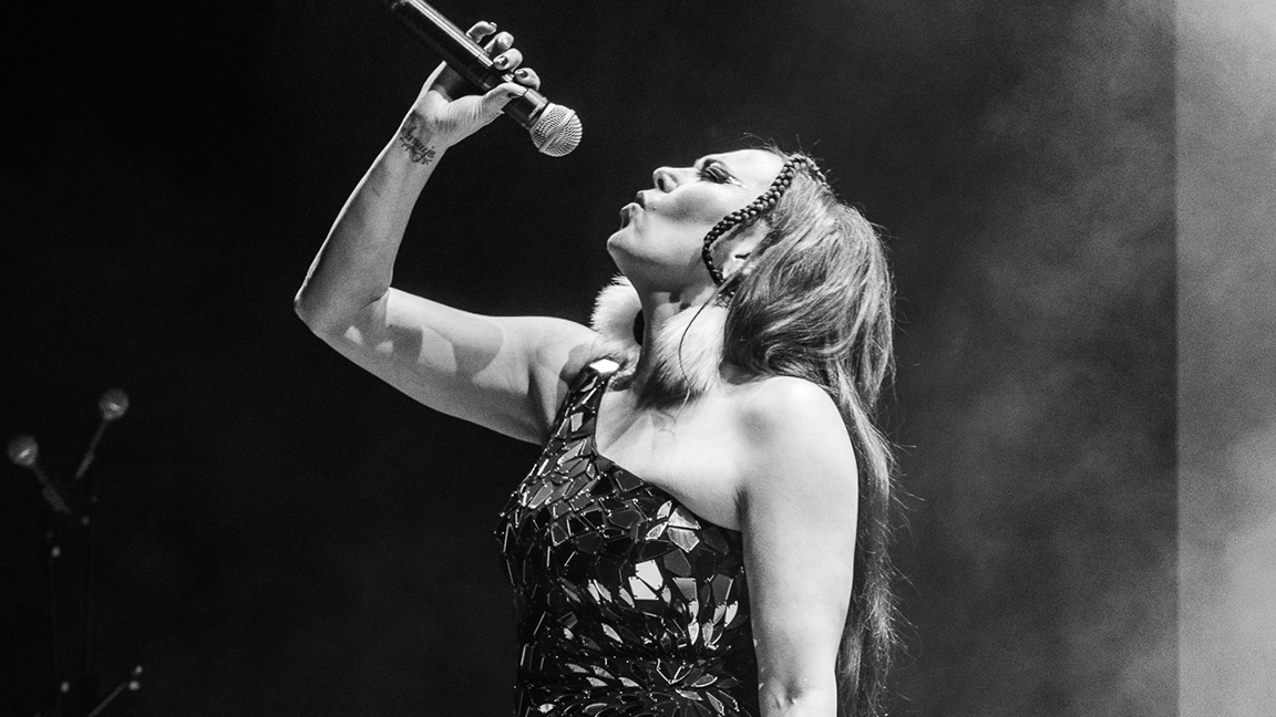 TANYA TAGAQ | LES COULEURS en collaboration avec THE GAZETTE