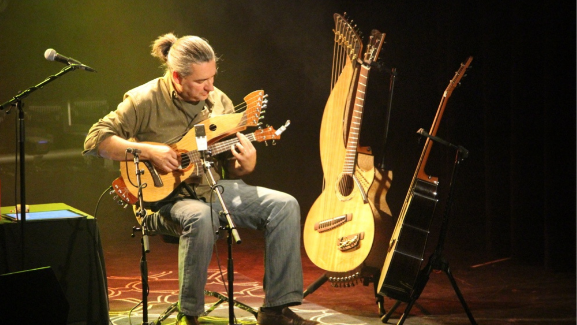 CONCERT-CONFÉRENCE GUITARE-HARPE