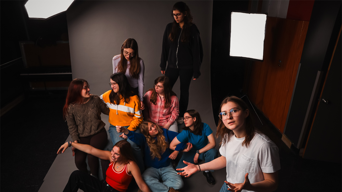 Terrain Glissant - Troupe de théâtre du Grand Show - Collège André-Grasset