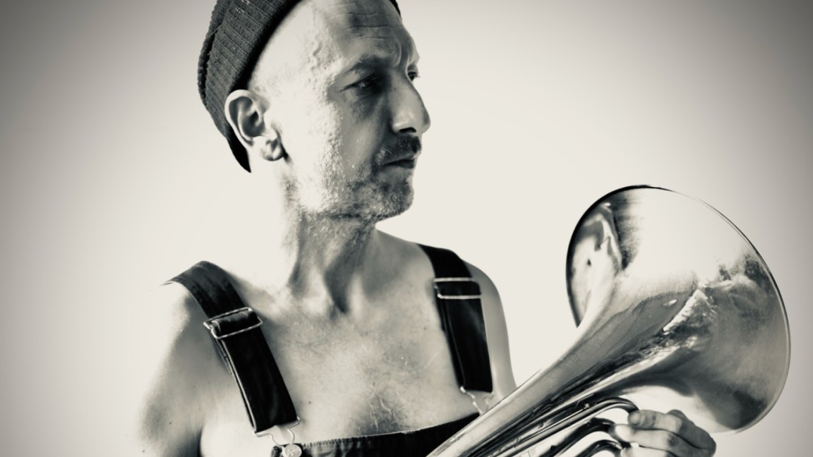 Bernard Adamus - Microbrasserie Wick Station