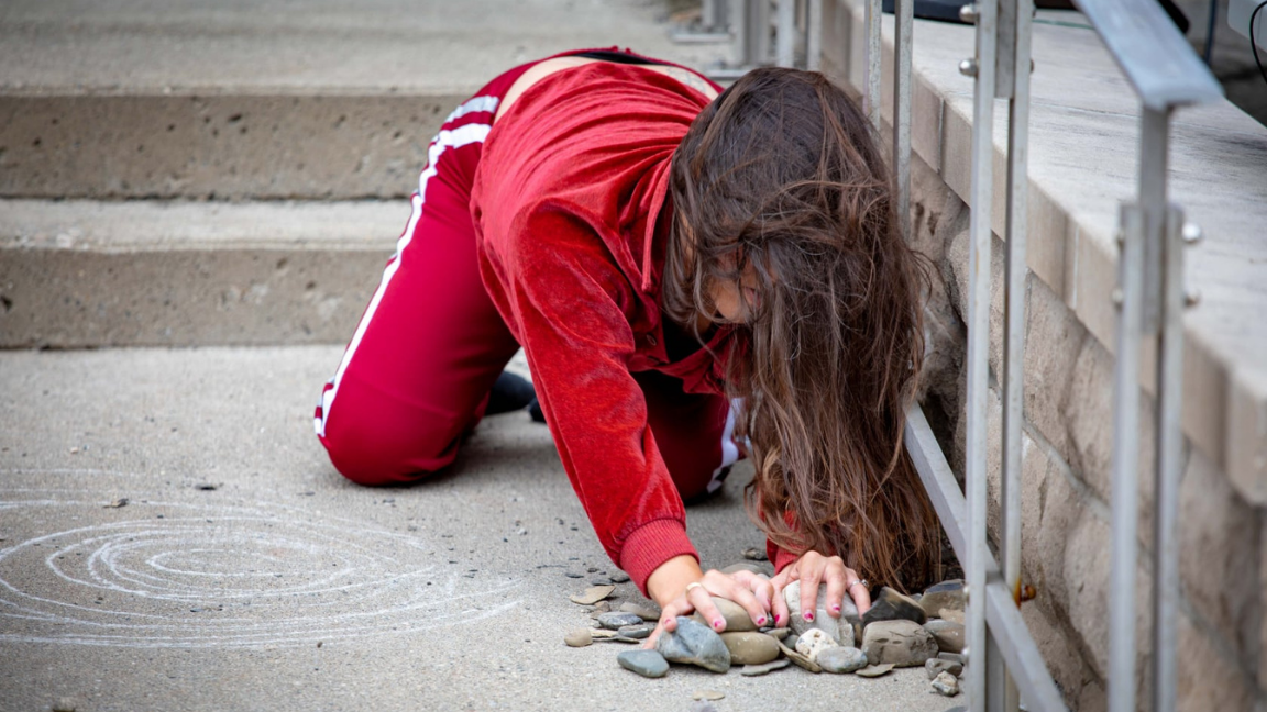 (Dé)jouer dehors : court plongeon dans la création in situ ⏤ Stéphanie Beaudoin