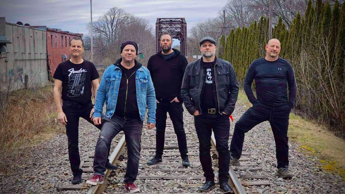 The Hip Trip (Hommage à Tragically Hip)