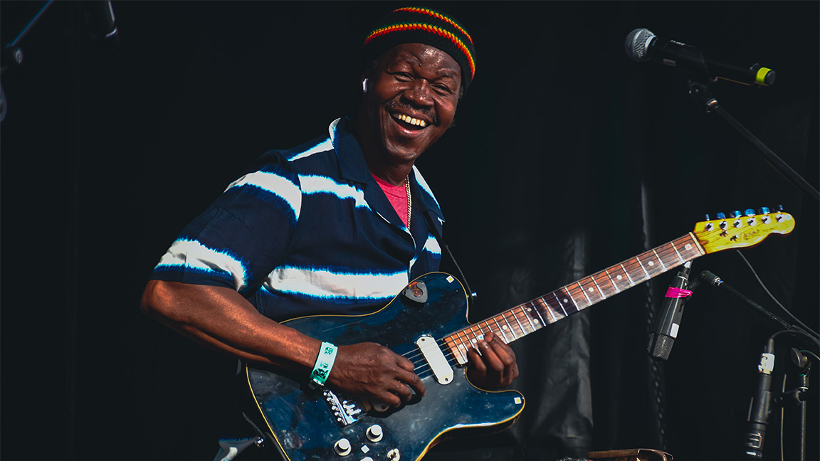 ABOULAYE KONÉ ACOUSTIQUE