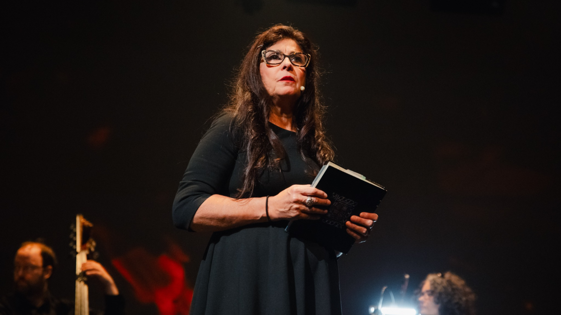 Fouiller les décombres de Flavia Garcia  | Festival International de la Littérature