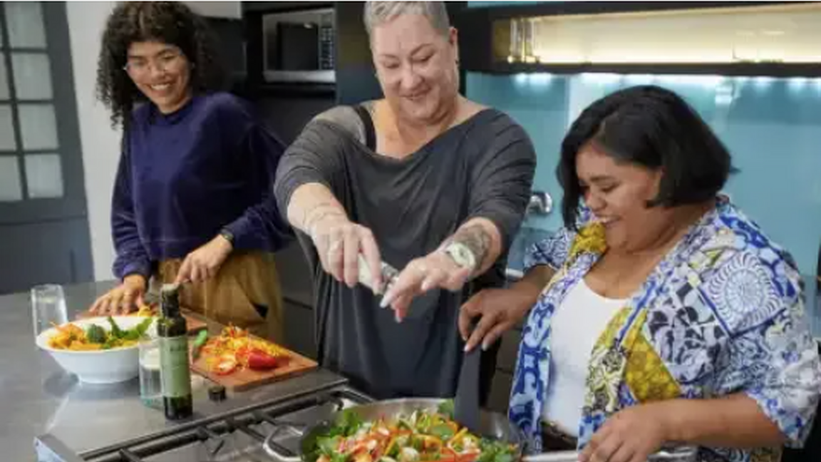 Atelier culinaire - Recettes et conversations en français pour adultes - Au menu rhubarbe et radis