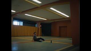 Stéphanie Boulay - Je veux pas t'attendre mais je t'attends (Vidéoclip officiel)