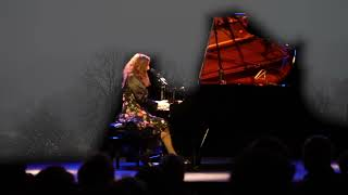 Dominica Merola en concert  Piano-voix (extraits de tournée).