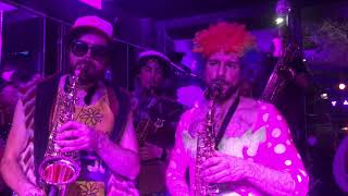 The Van Hornies - Get Busy