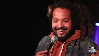 DONOVAN Langlois - Humoriste, au Cabaret Fightclub